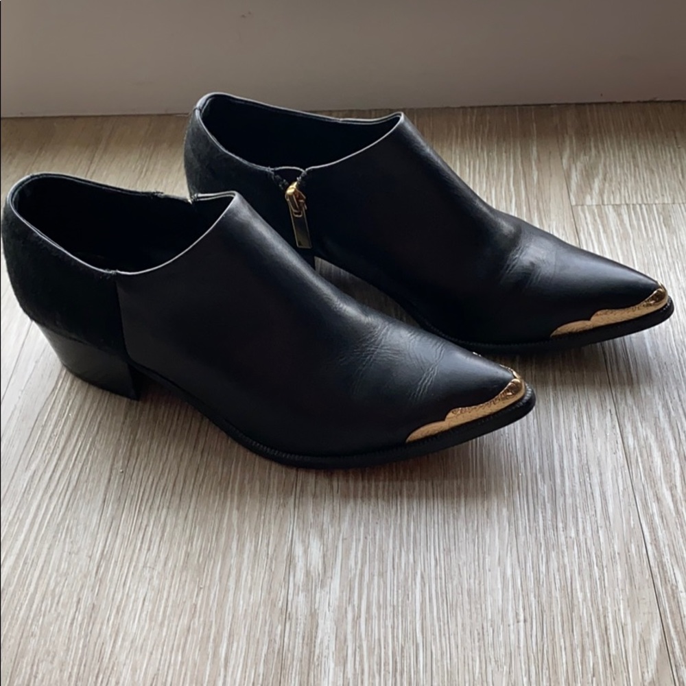 Rachel Zoe ankle boot